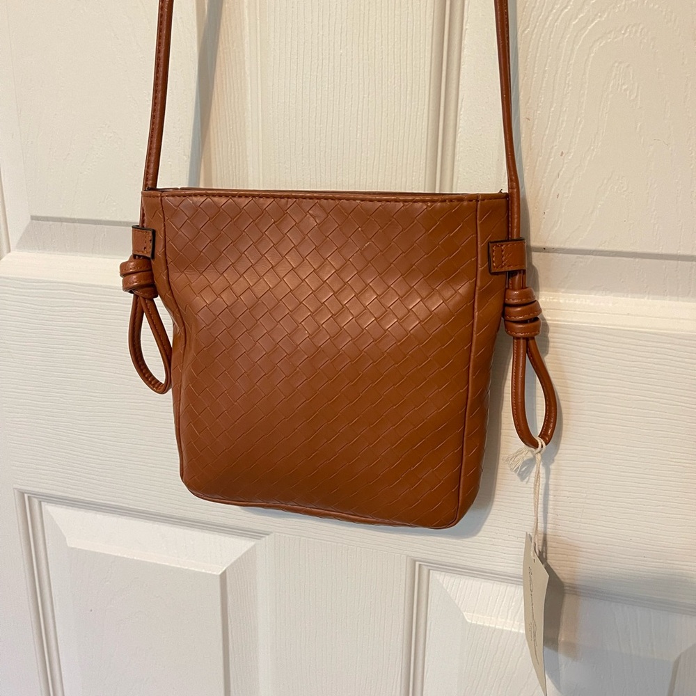 NWT Brown Woven Shoulder Cross-Body Purse Universal Threads